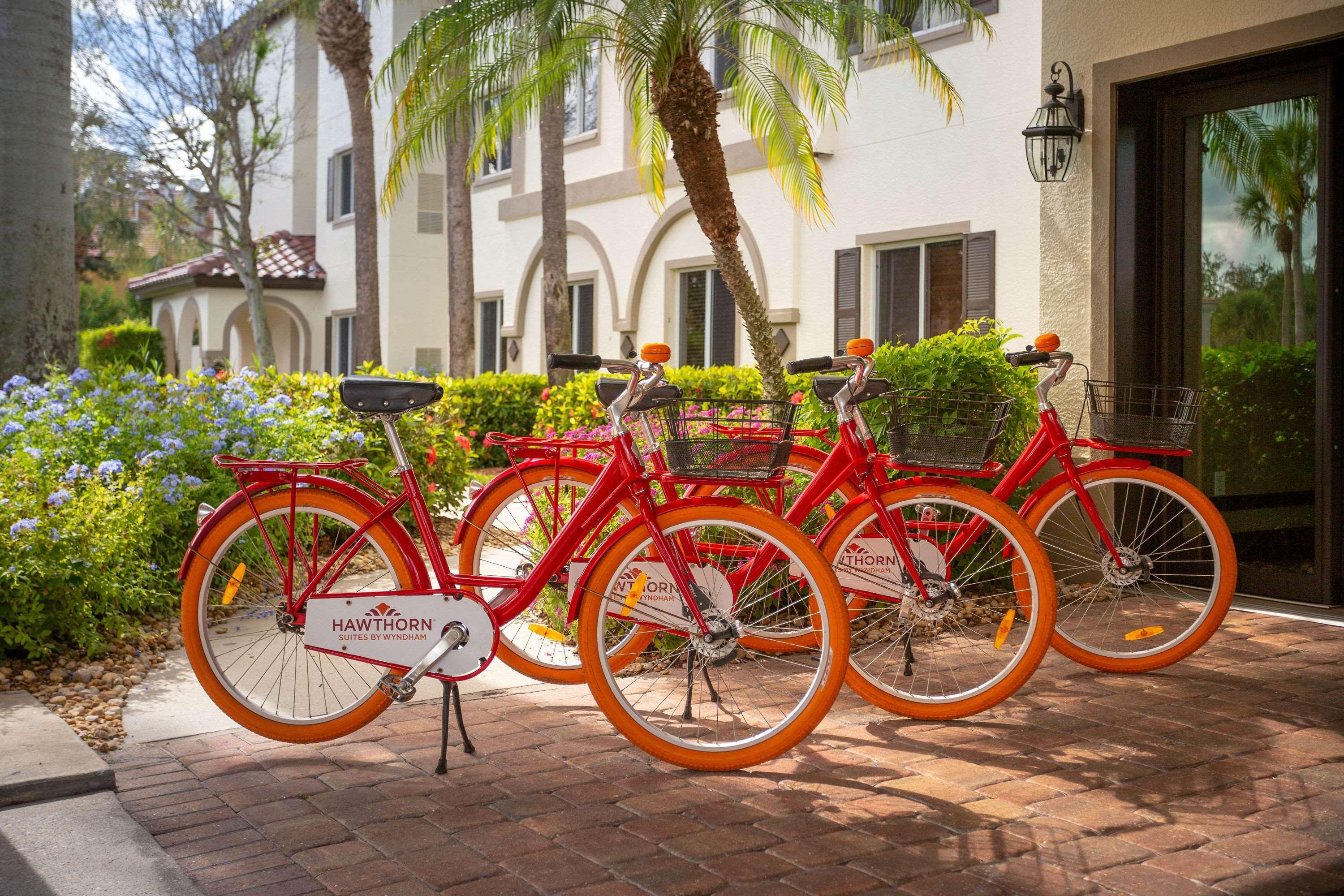 Hawthorn Extended Stay By Wyndham Naples Exterior photo