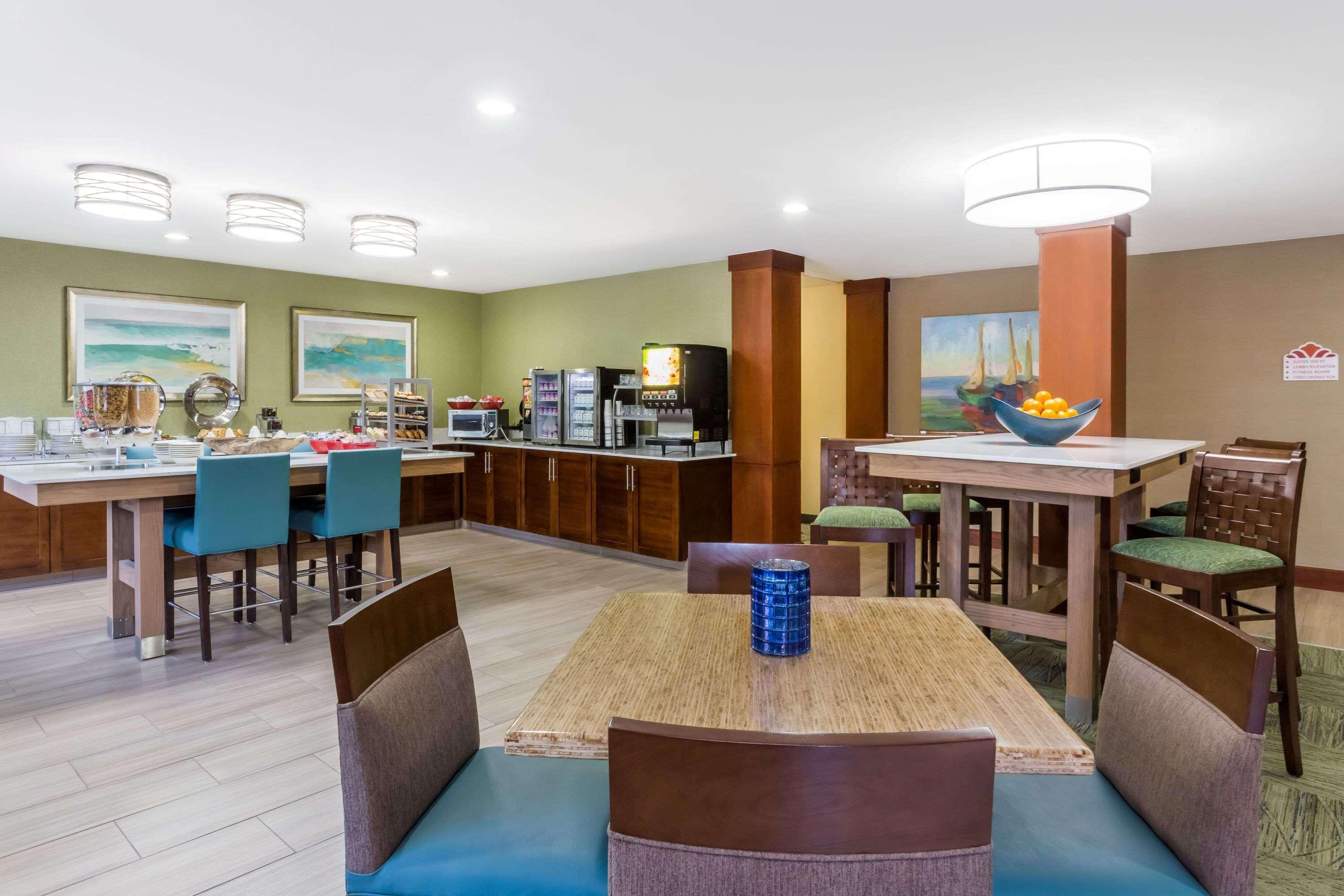 Hawthorn Extended Stay By Wyndham Naples Exterior photo