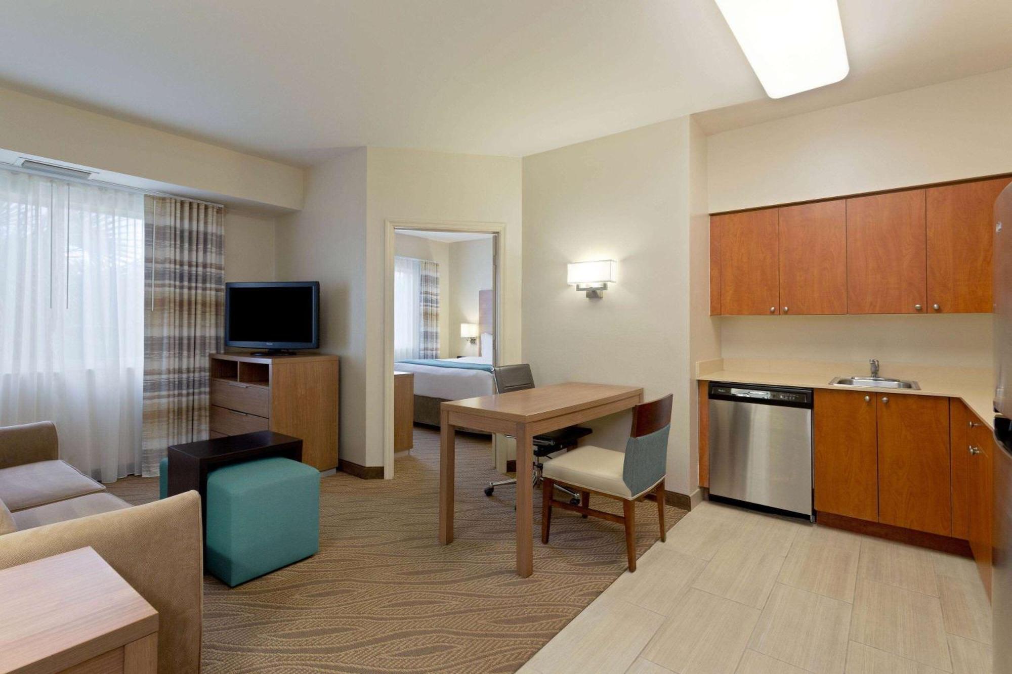 Hawthorn Extended Stay By Wyndham Naples Exterior photo