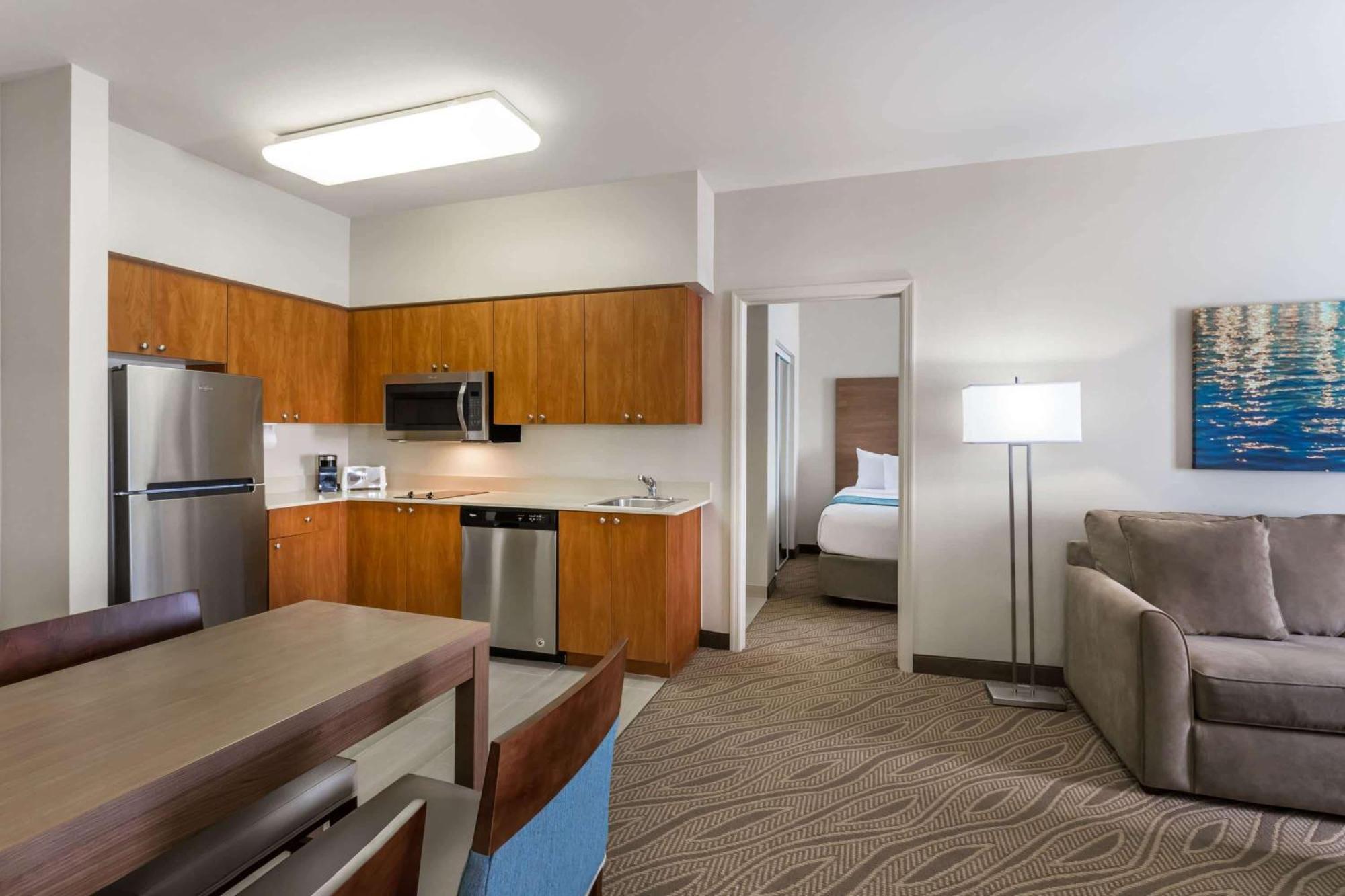 Hawthorn Extended Stay By Wyndham Naples Exterior photo