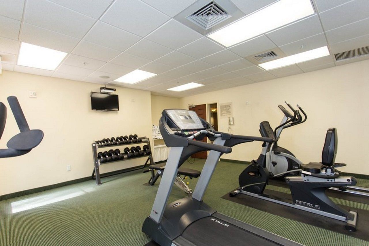 Hawthorn Extended Stay By Wyndham Naples Exterior photo