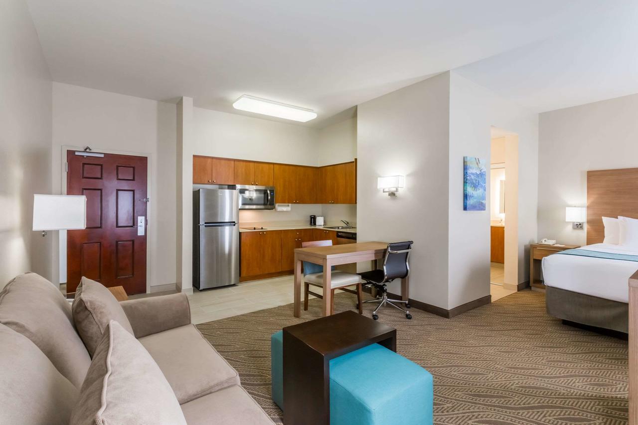 Hawthorn Extended Stay By Wyndham Naples Exterior photo